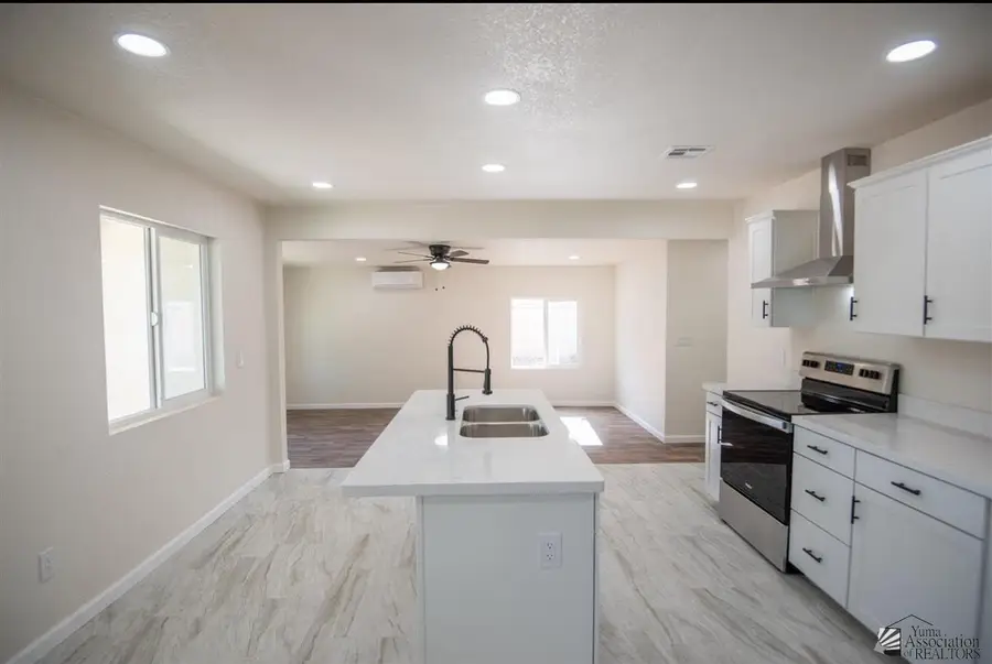350 S MONTE VISTA, Yuma, AZ 85364 - #2