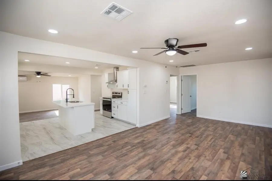 350 S MONTE VISTA, Yuma, AZ 85364 - #3