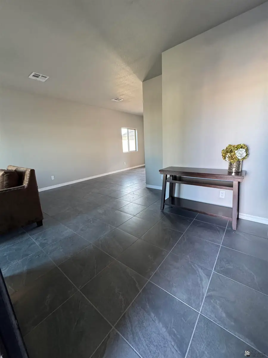 10560 E 45 LN, Yuma, AZ 85367 - #3