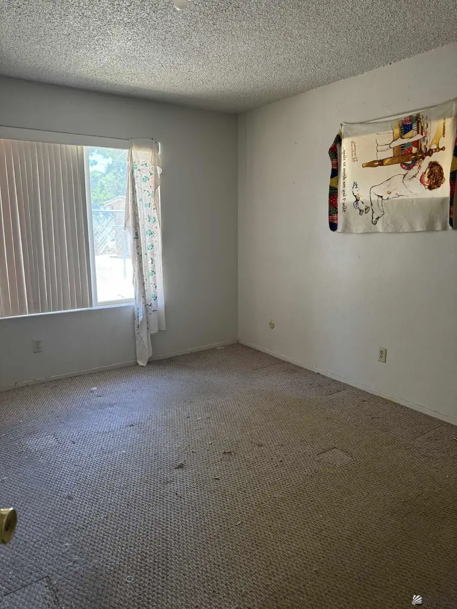 145 S 22 AVE, Yuma, AZ 85364 - #2