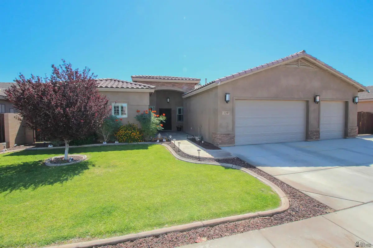 11297 S Helen DR, Yuma, AZ 85367 - #1