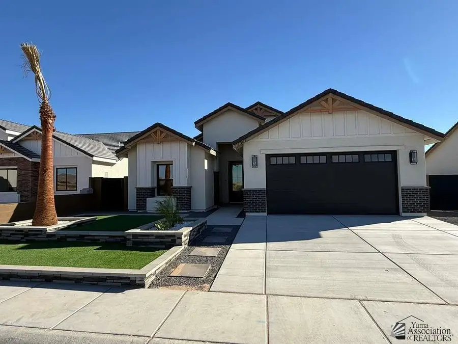 10811 E 46 PL, Yuma, AZ 85367 - #2