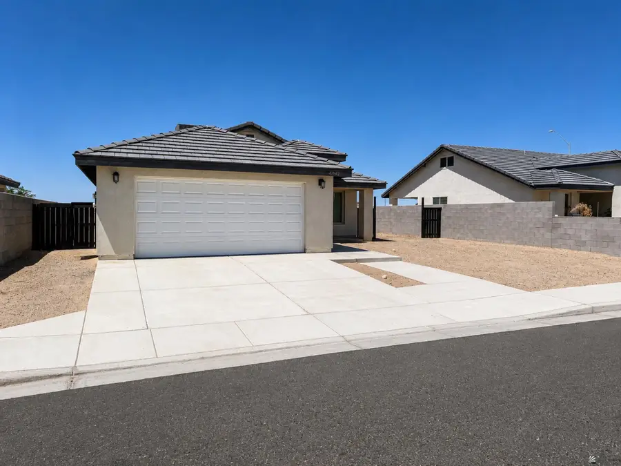 4792 E UDALL LN, San Luis, AZ 85349 - #3