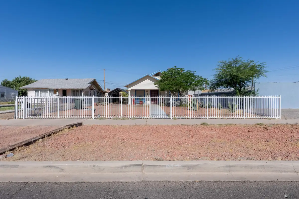 912 S 3 AVE, Yuma, AZ 85364 - #1