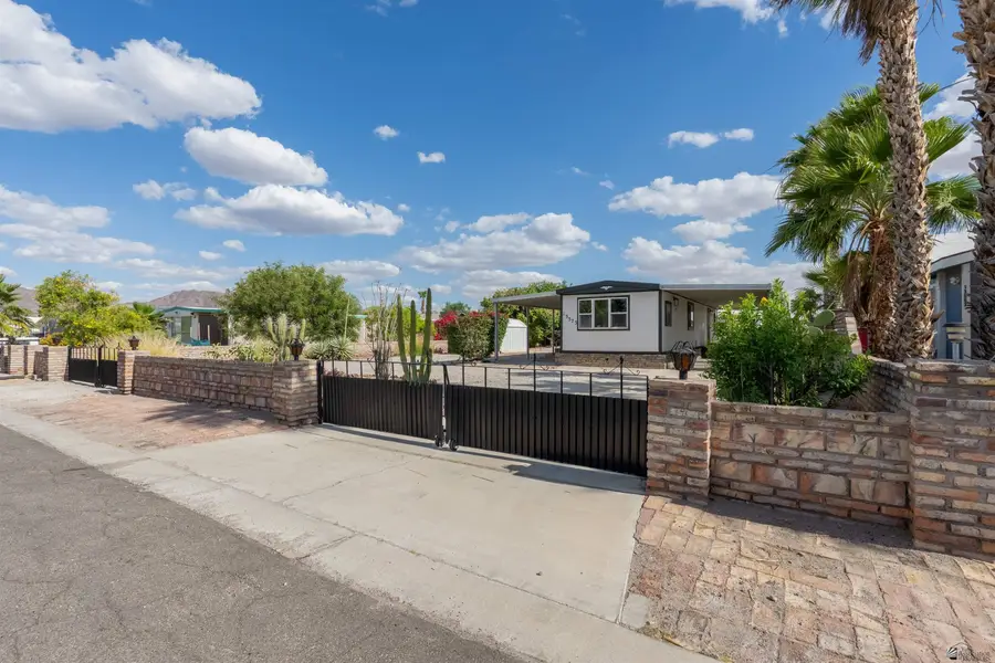 13573 E 46 DR, Yuma, AZ 85367 - #3