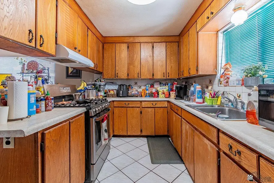 1950 S 2 AVE, Yuma, AZ 85364 - #2