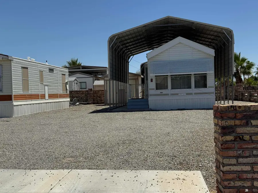 13697 E 49 LN, Yuma, AZ 85367 - #3