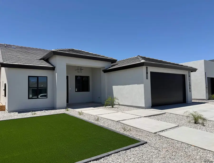 5085 E LOS OLIVOS DR, San Luis, AZ 85336 - #2