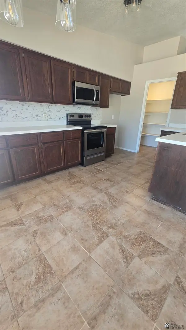 7868 E 42 PL, Yuma, AZ 85365