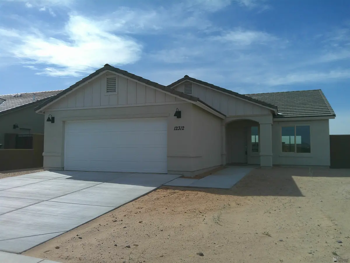 12312 S PHOENIX DR, Yuma, AZ 85367 - #1