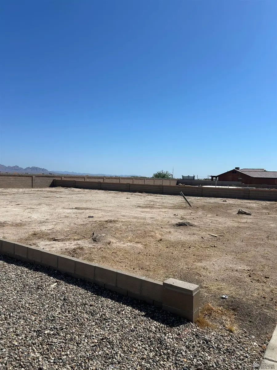 28202 CANAL AVE, Wellton, AZ 85356 - #2