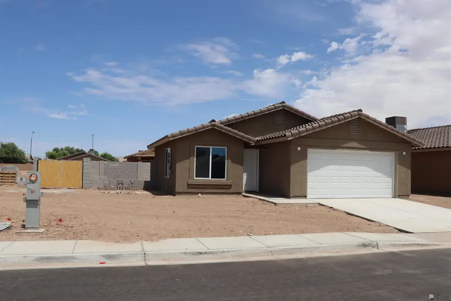 1426 S HURON AVE, Somerton, AZ 85350 - #3