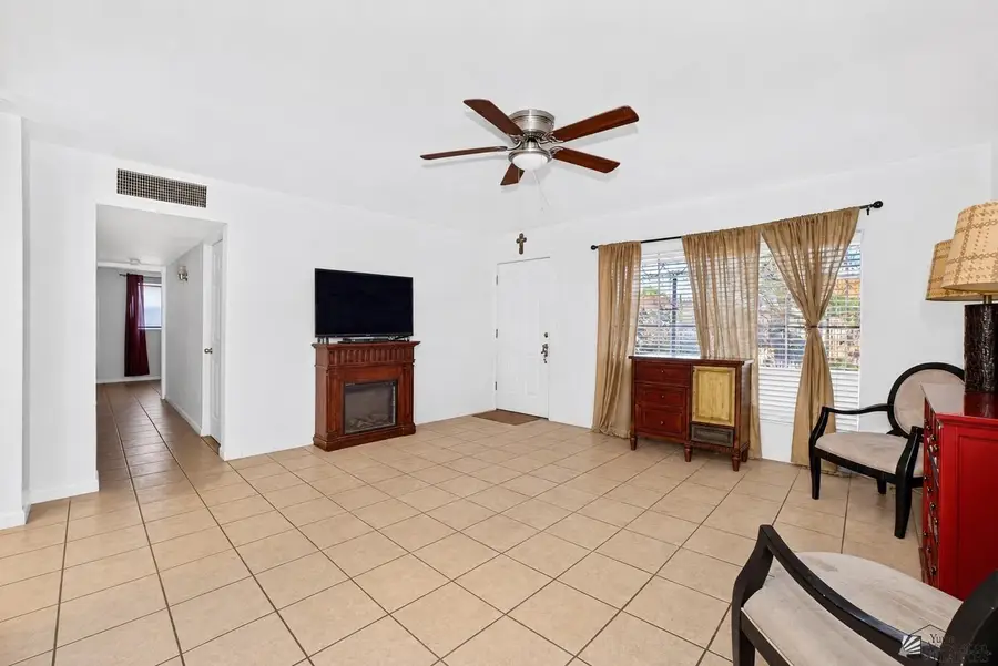 2423 S OLIVIA AVE, Yuma, AZ 85364 - #3