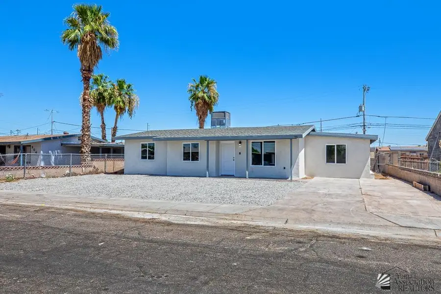 906 E 25 ST, Yuma, AZ 85365 - #3