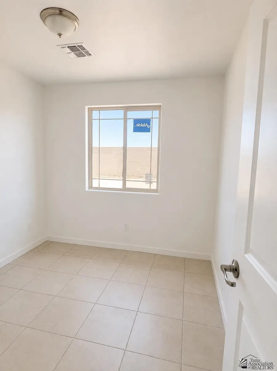 10791 E 45 Ln, Yuma, AZ 85367 - #2