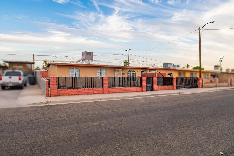 163 W LOWELL DR, Yuma, AZ 85364 - #2