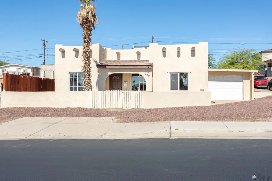 902 S 1 AVE, Yuma, AZ 85364 - #3