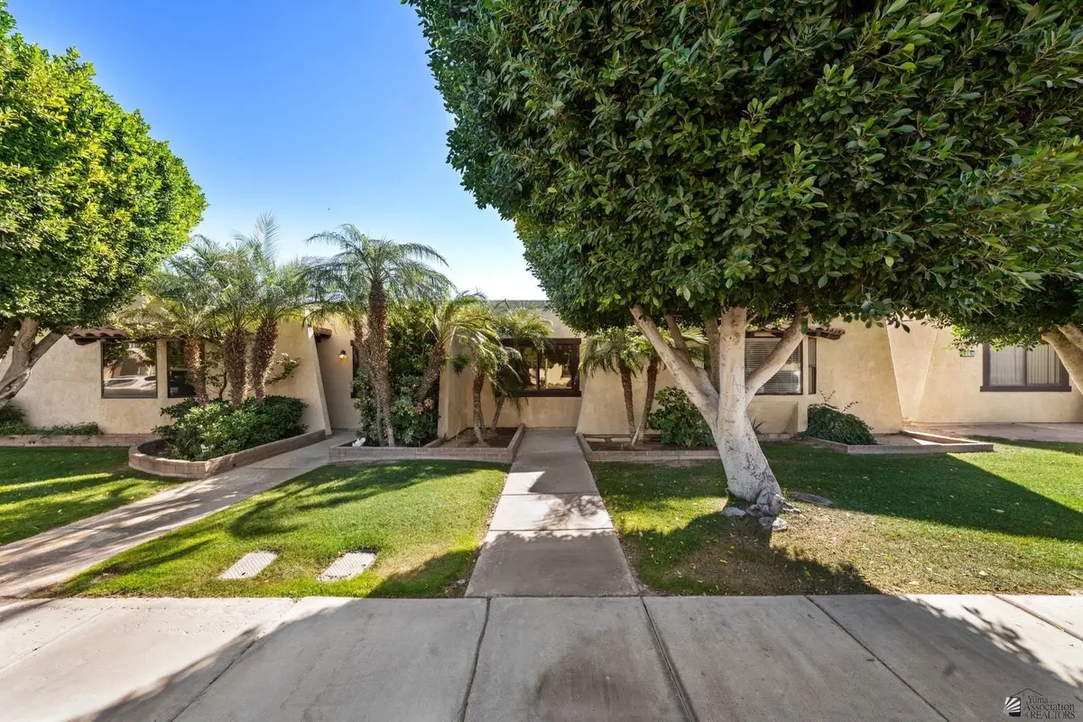 529 E 26 ST, Yuma, AZ 85364 - #1