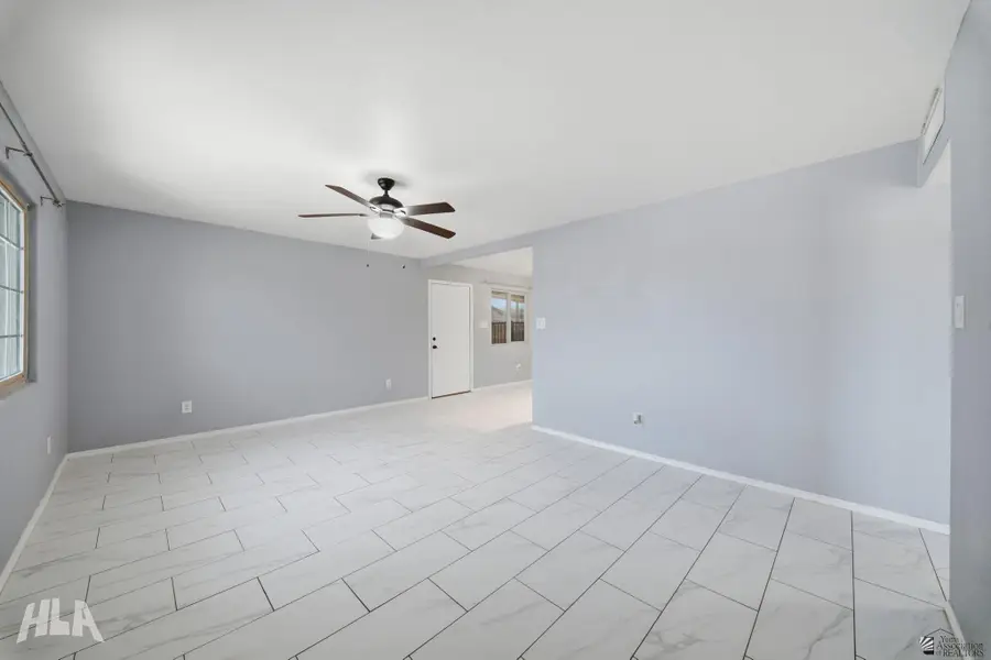 2049 S 11 AVE, Yuma, AZ 85364 - #3