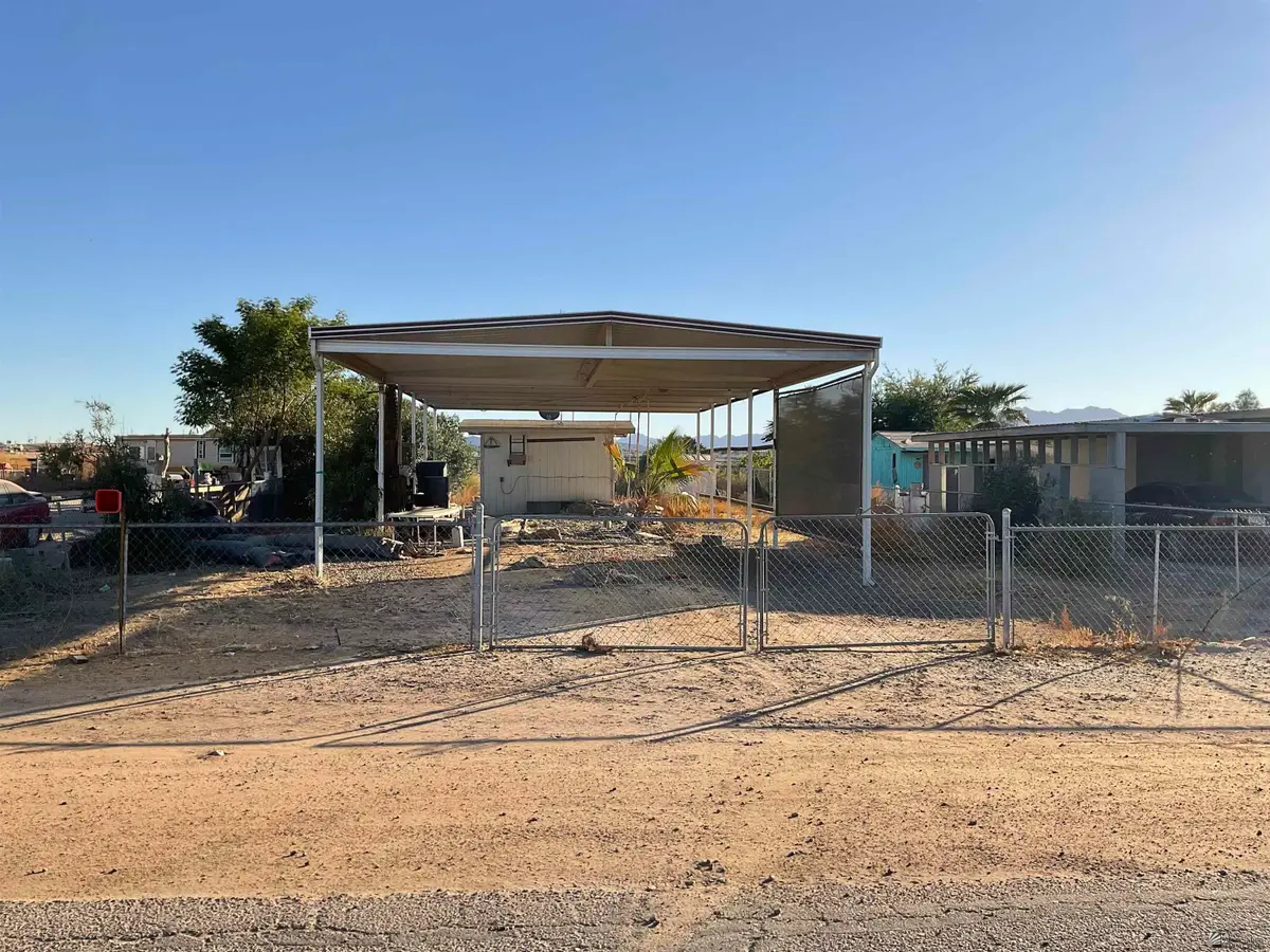 28717 S PACIFIC AVE, Wellton, AZ 85356 - #1