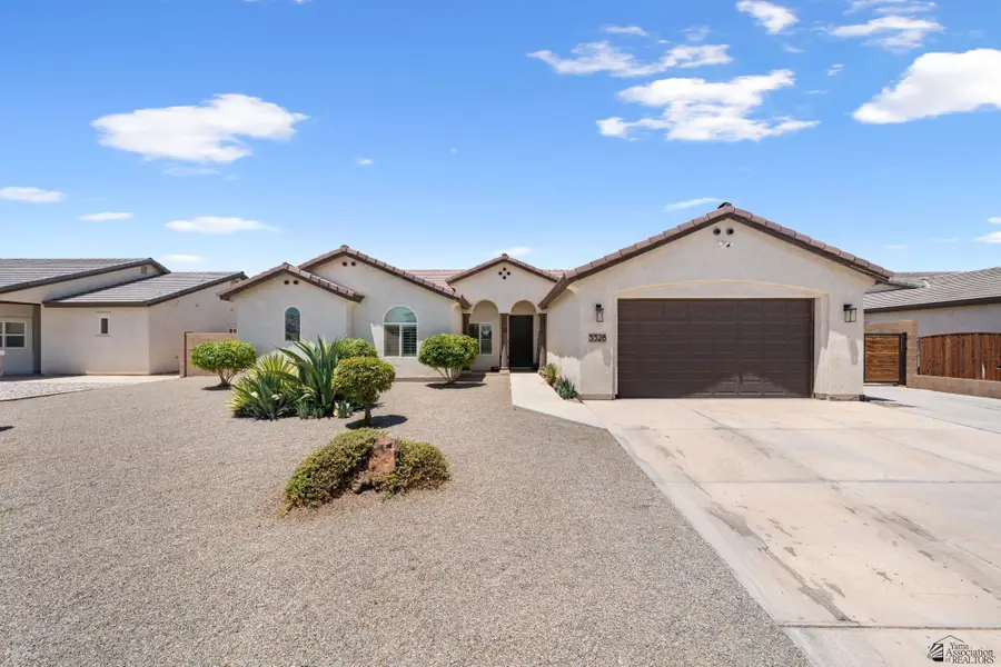 3328 W 39 PL, Yuma, AZ 85365 - #2