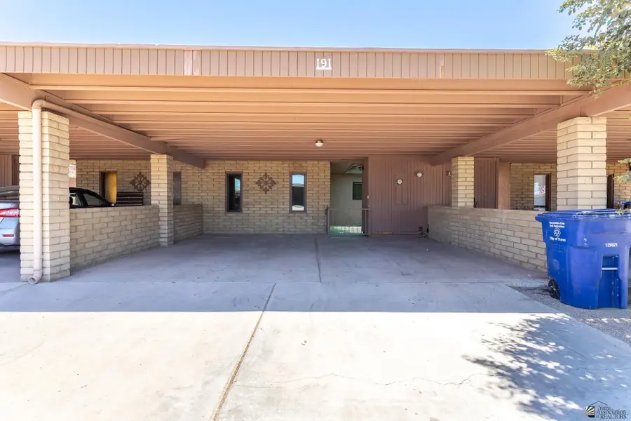 191 W 27 PL, Yuma, AZ 85364 - #2