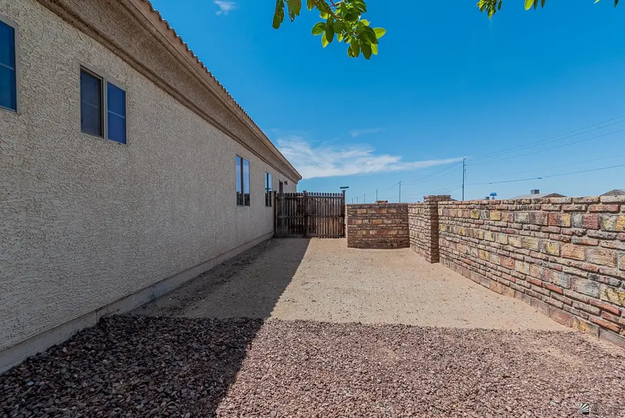 10112 E 36 ST, Yuma, AZ 85365 - #2