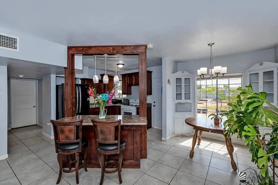 1551 S 7 AVE, Yuma, AZ 85364 - #3