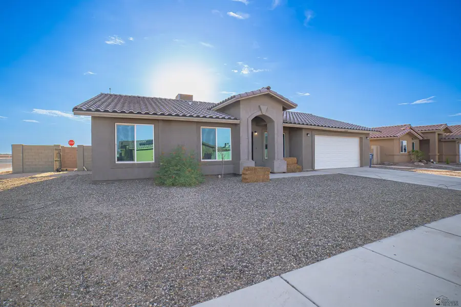 4206 S SUNFLOWER DR, Yuma, AZ 85365 - #3