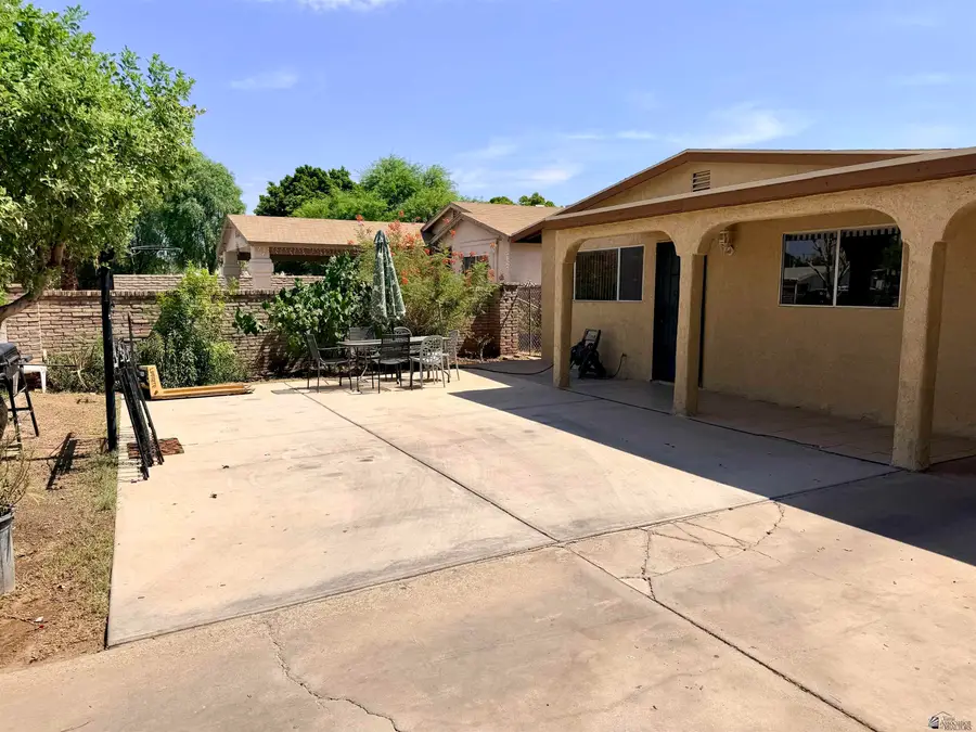 657 S 19 AVE, Yuma, AZ 85364 - #3