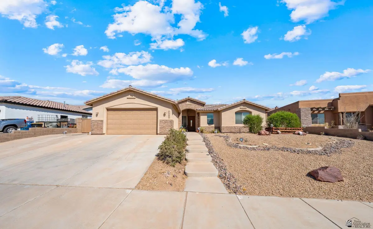 2525 S VIEW PARKWAY, Yuma, AZ 85365 - #1