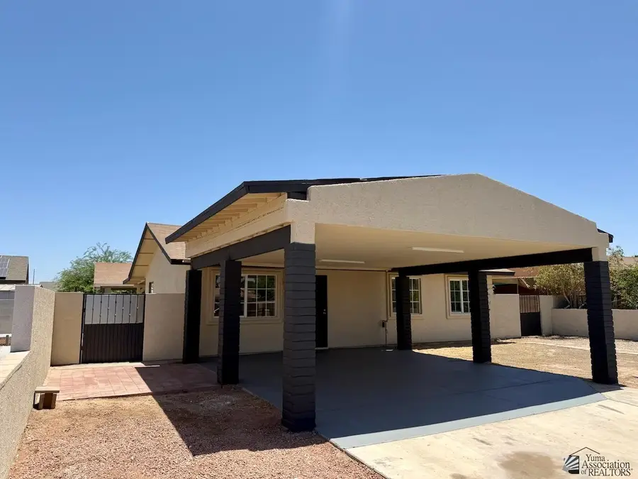 321 S 28 AVE, Yuma, AZ 85364 - #3