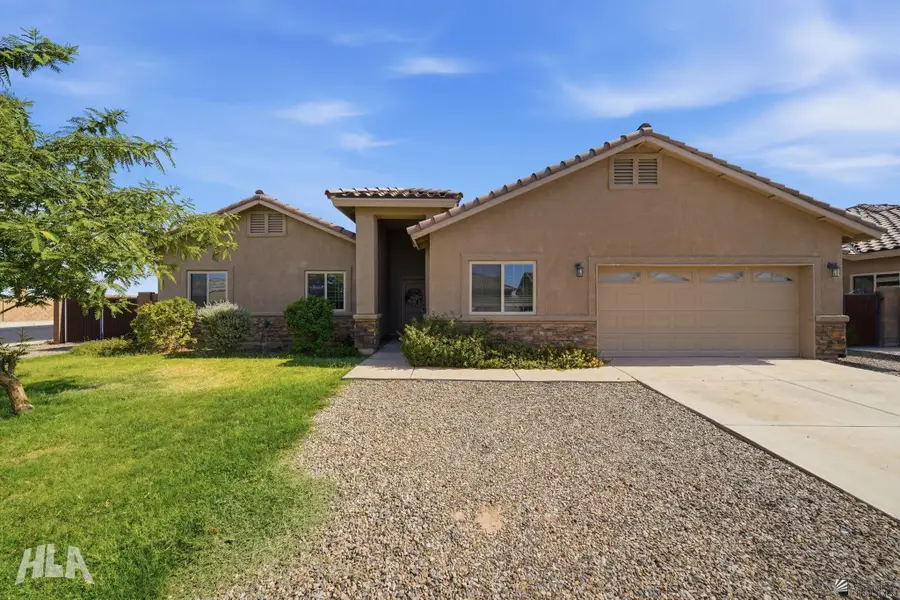 4197 W 27 LN, Yuma, AZ 85365 - #2