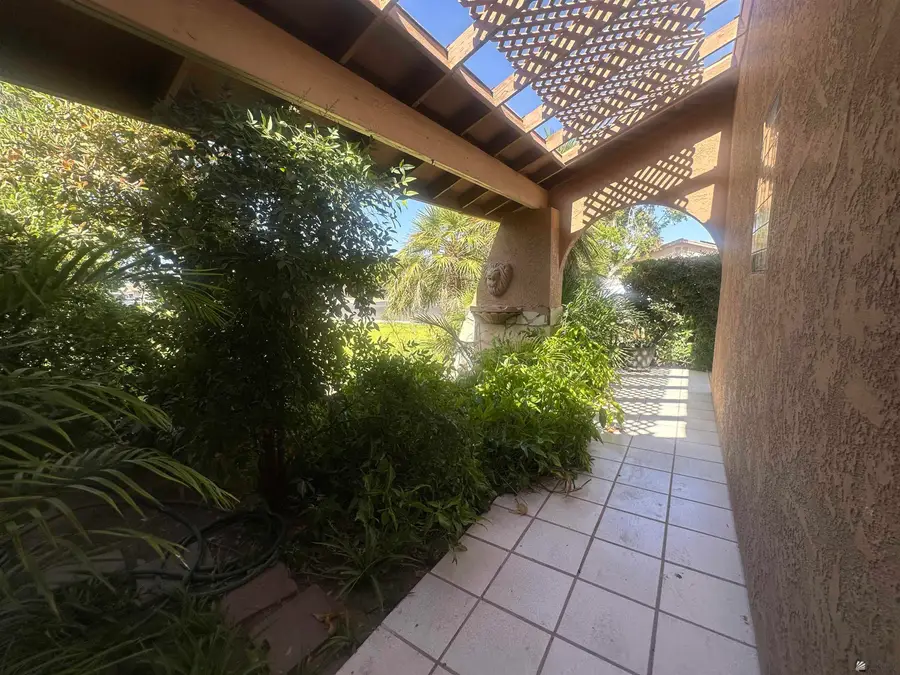 1830 S ATHENS AVE, Yuma, AZ 85364 - #2