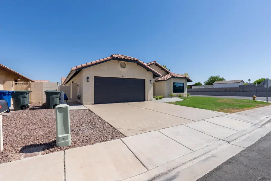 804 W 34 PL, Yuma, AZ 85365 - #2