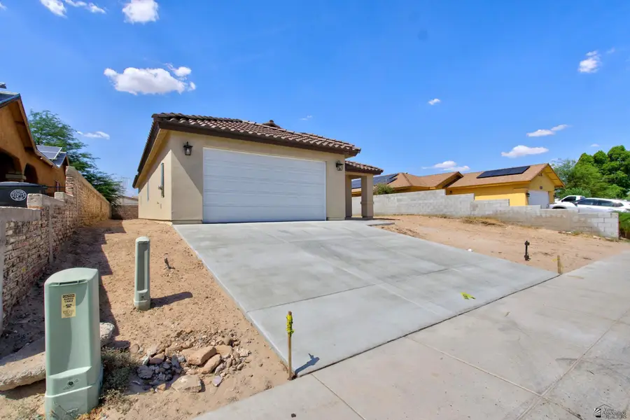 1622 E C ST, San Luis, AZ 85336 - #3