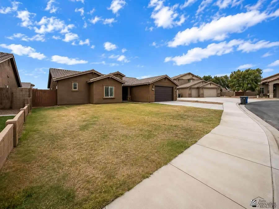 7827 E 37 ST, Yuma, AZ 85365 - #2