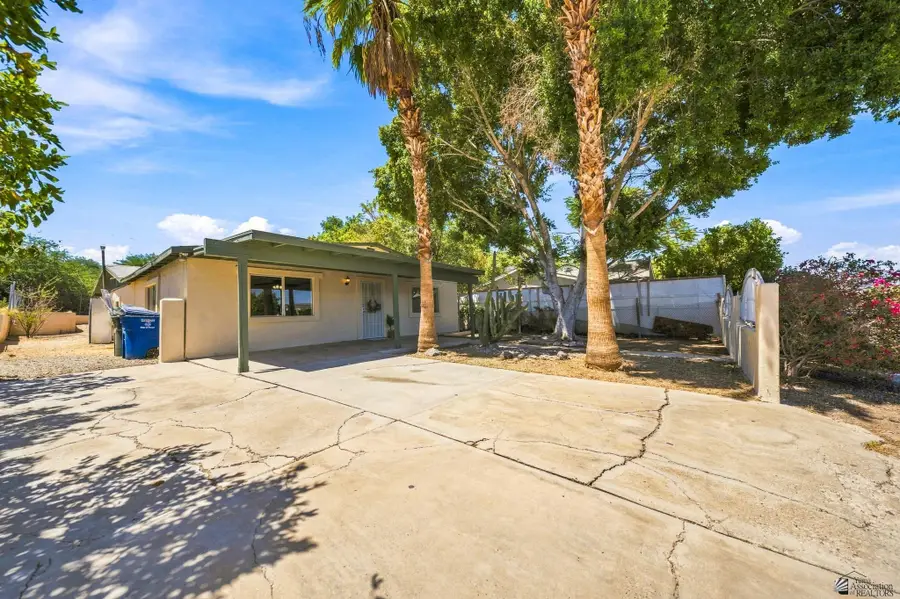 1080 S Madison Ave, Yuma, AZ 85364 - #2