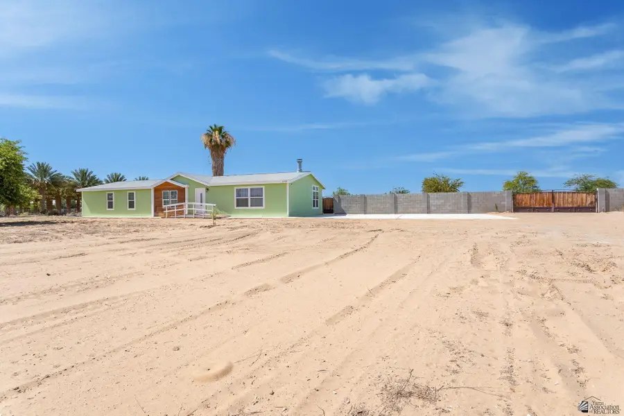 3716 E County 18 St, Yuma, AZ 85365 - #2