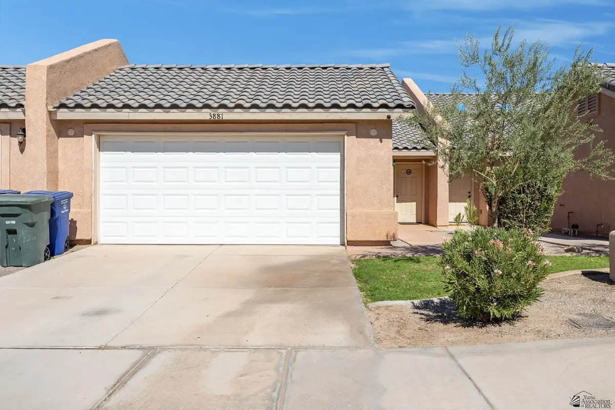 3881 S Desert Sky Dr, Yuma, AZ 85365 - #1