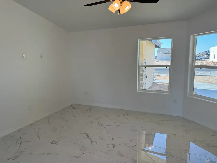 3915 E Santa Sophia St, San Luis, AZ 85336 - #2