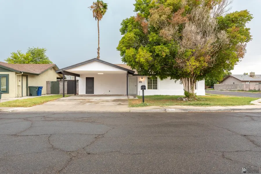 1731 W 25 Dr, Yuma, AZ 85364 - #2