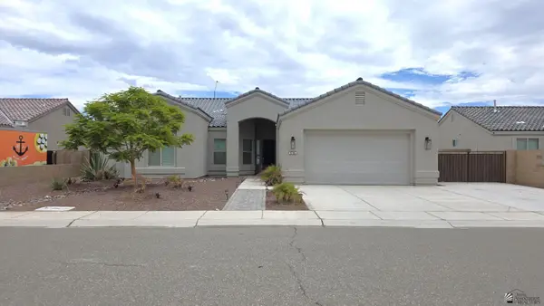 3745 S Falcon Dr, Yuma, AZ 85365