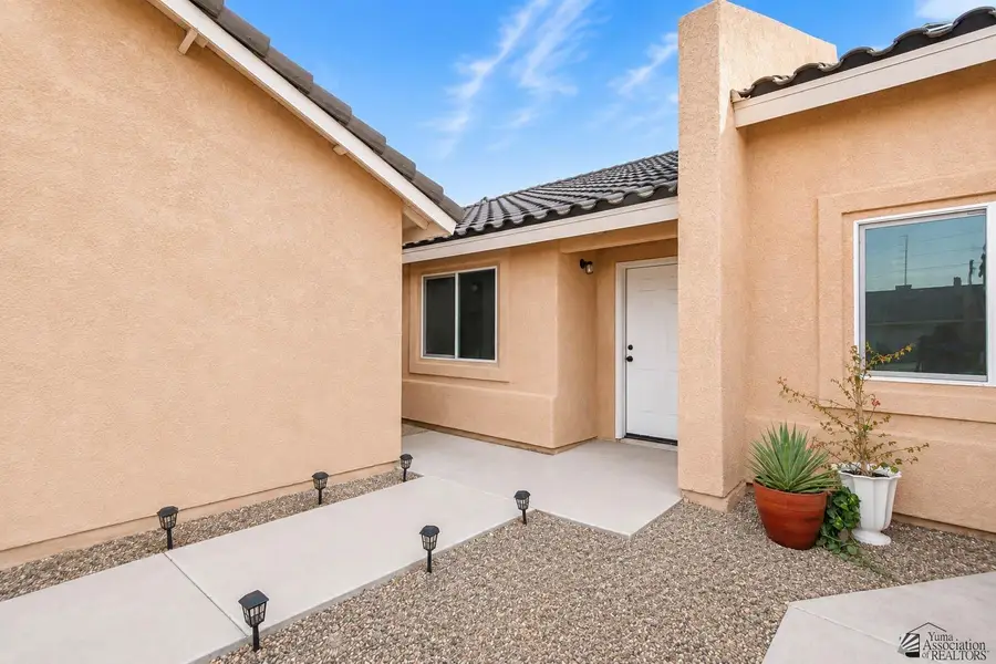 7343 E 37 St, Yuma, AZ 85365 - #2