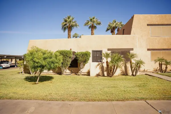 2490 W Yowell Ct, Yuma, AZ 85364
