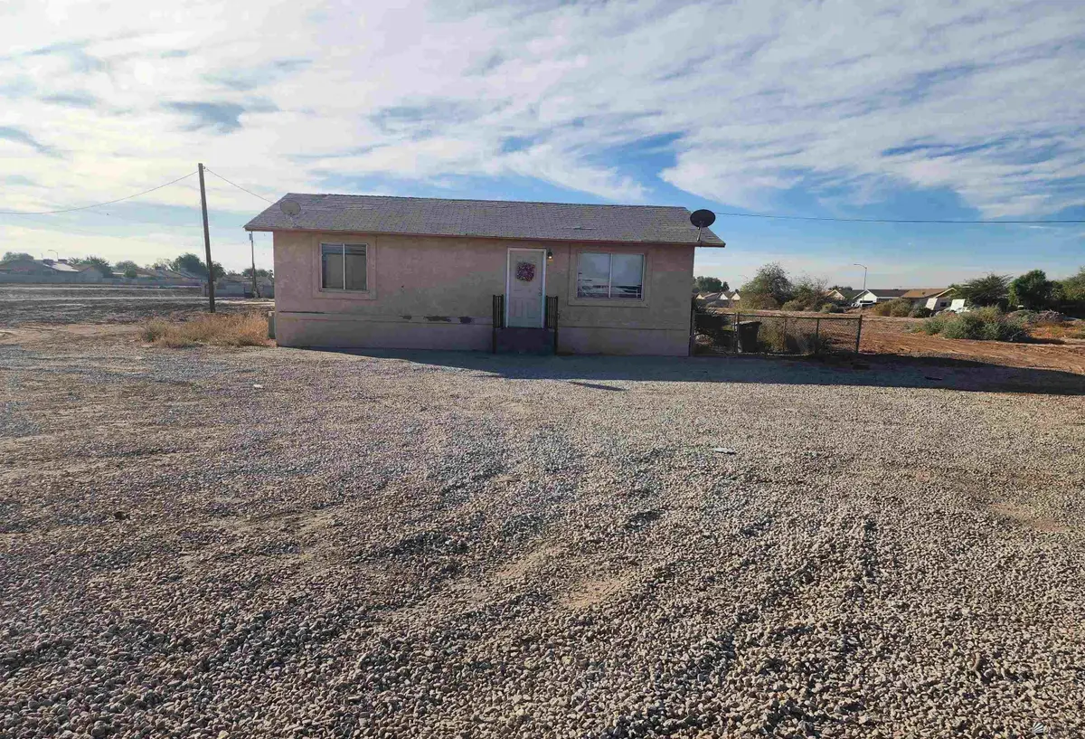 4701 W County 9 St, Yuma, AZ 85364 - #1