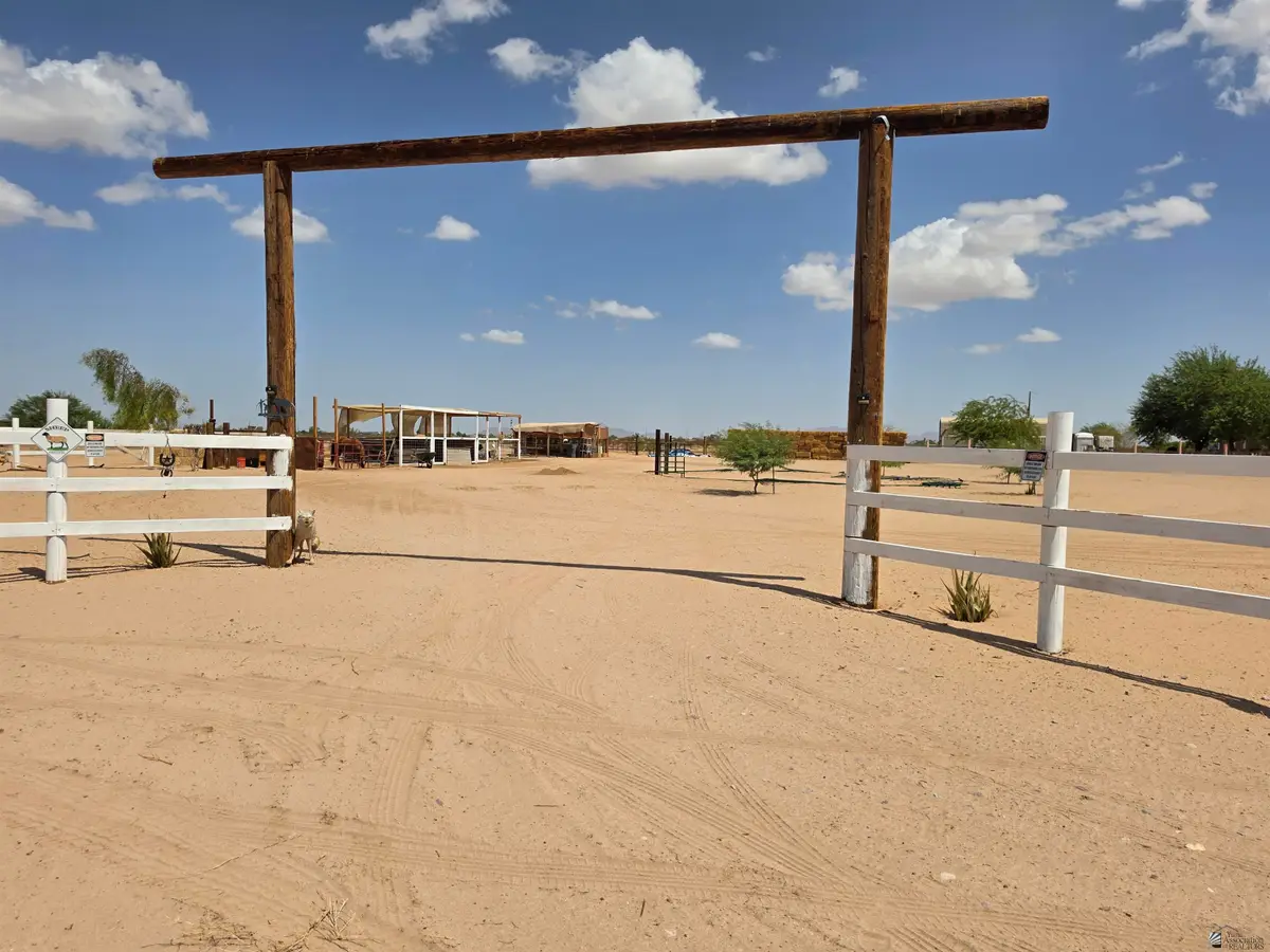 000 S Ethridge Ave, Wellton, AZ 85356 - #1
