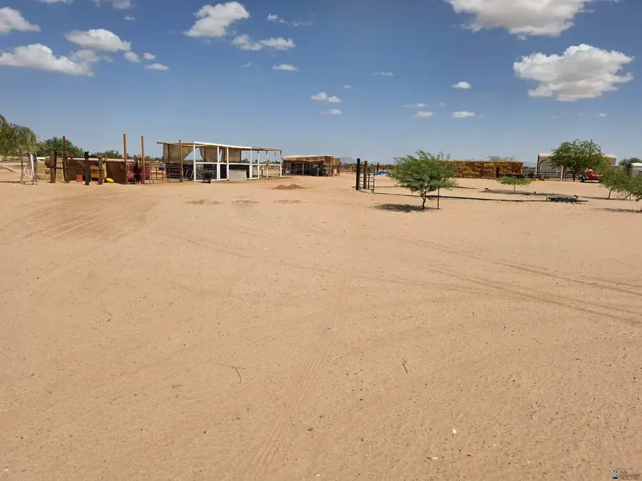 000 S Ethridge Ave, Wellton, AZ 85356 - #3