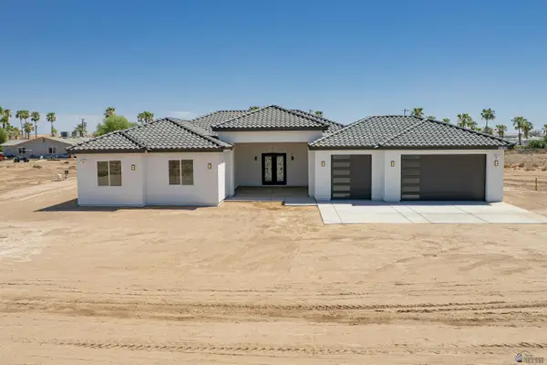 2833 E County 18 1/2, Yuma, AZ 85365