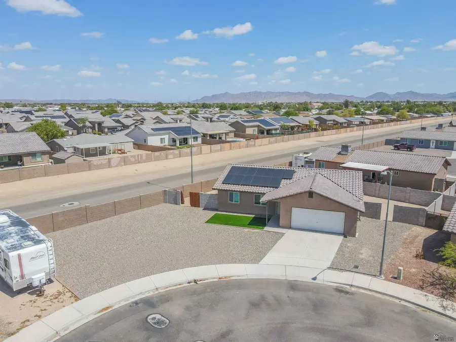 3605 S Isabel Dr, Yuma, AZ 85365 - #2